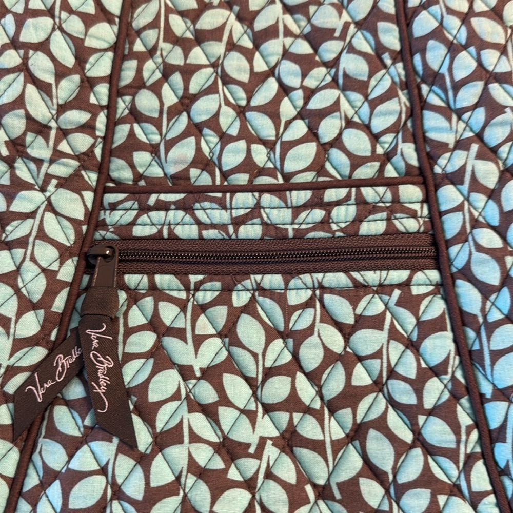 Vera Bradley | Shower Vines Hipster Crossbody Bag - Picture 4 of 8